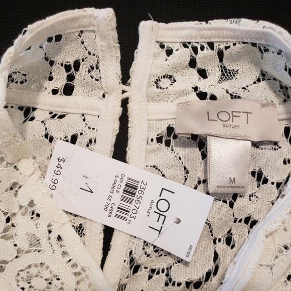 Open lace short sleeve top - Picture 3 of 5